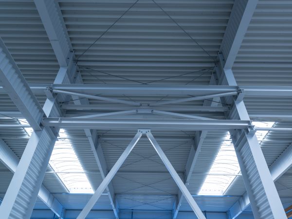 Dachplatten der Produktionshalle in Stralendorf